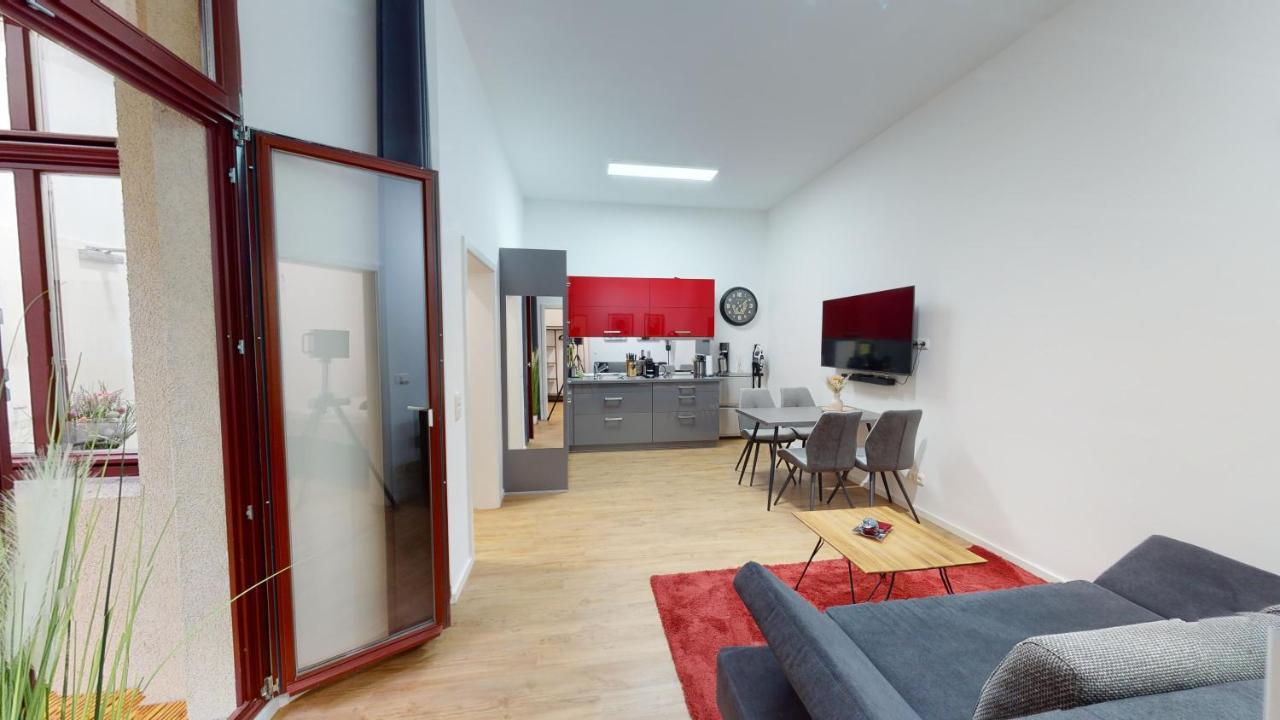 Sweethome - Luxus Pur - Grosse Kueche, Wifi Magdeburgo Exterior foto