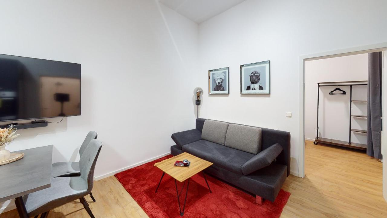 Sweethome - Luxus Pur - Grosse Kueche, Wifi Magdeburgo Exterior foto