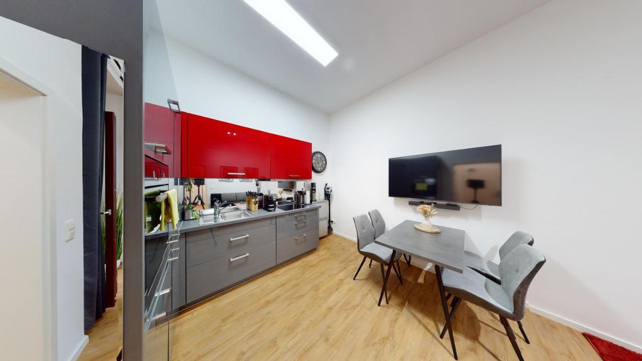 Sweethome - Luxus Pur - Grosse Kueche, Wifi Magdeburgo Exterior foto